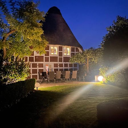 Altes Landhaus Oste, Klavier Appartement, 2 Zimmer Mit Kamin Hemmoor Esterno foto